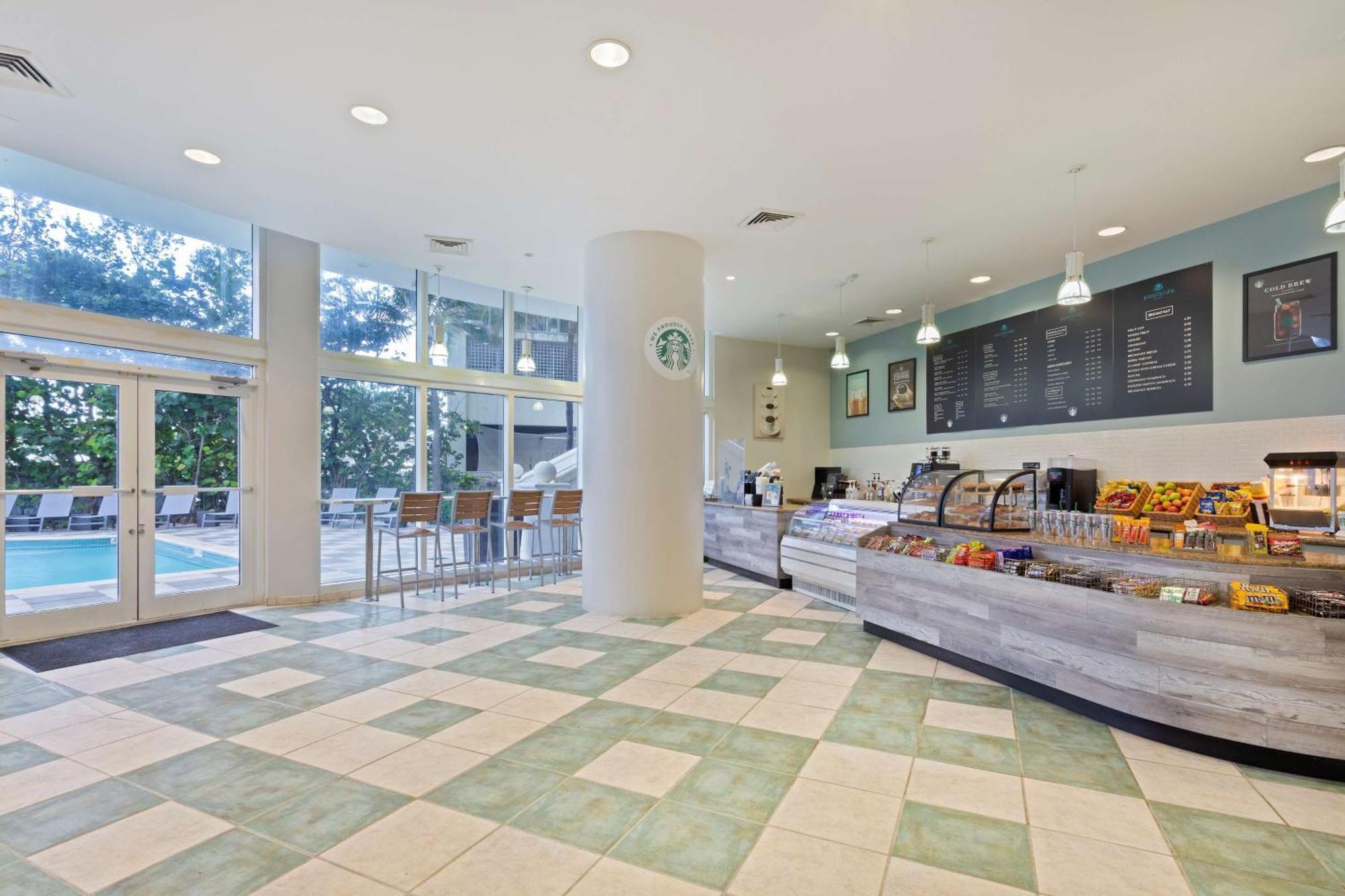 Doubletree By Hilton Ocean Point Resort - North Miami Beach Sunny Isles Beach Exterior photo