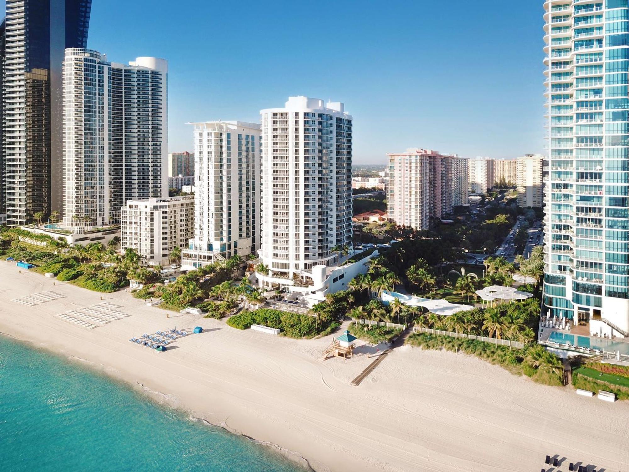 Doubletree By Hilton Ocean Point Resort - North Miami Beach Sunny Isles Beach Exterior photo